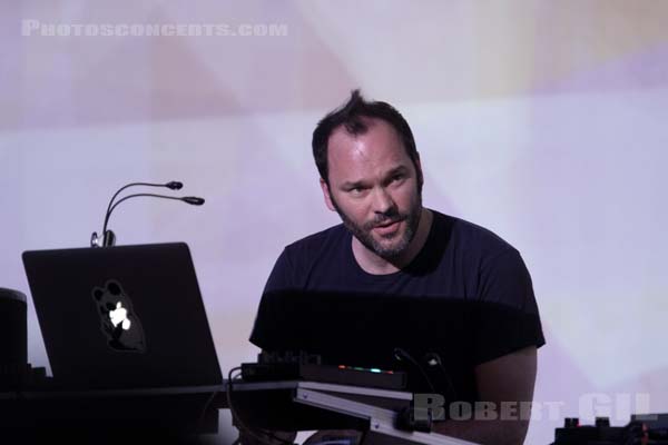 ATOMS FOR PEACE - 2013-04-19 - PARIS - Gaite Lyrique - Nigel Timothy Godrich